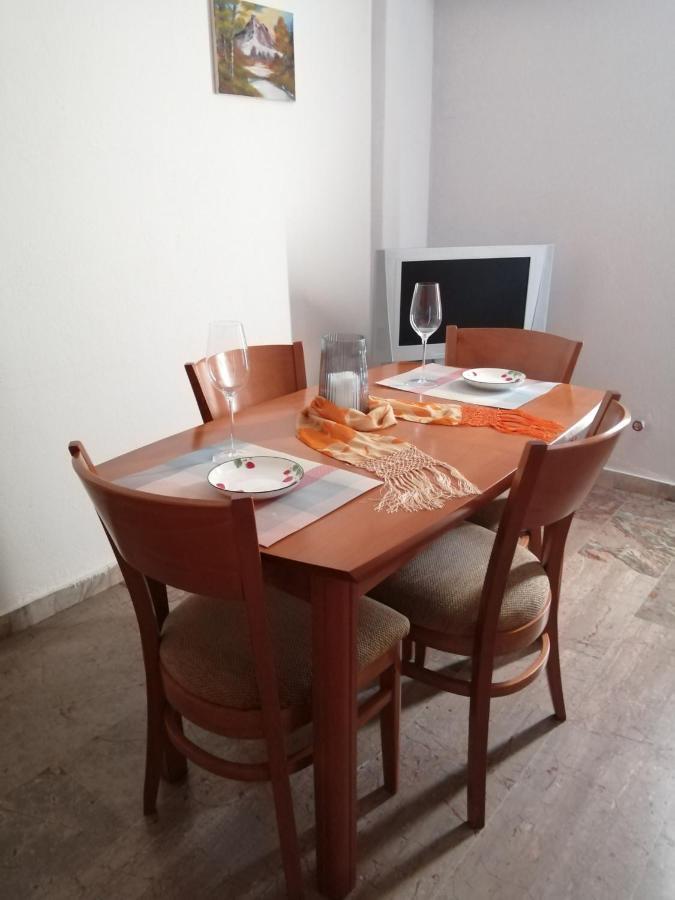 Aunt Vaso Sweet Home โตเลเมดา ภายนอก รูปภาพ